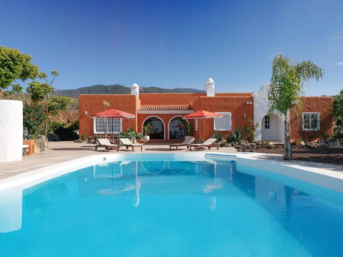 Karat Hacienda Miranda Villa Charco del Pino